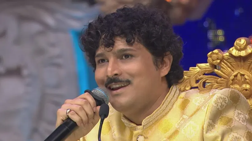 V. Manohar and Manjula Gururaj grace the show - Sa Re Ga Ma Pa - Season 17