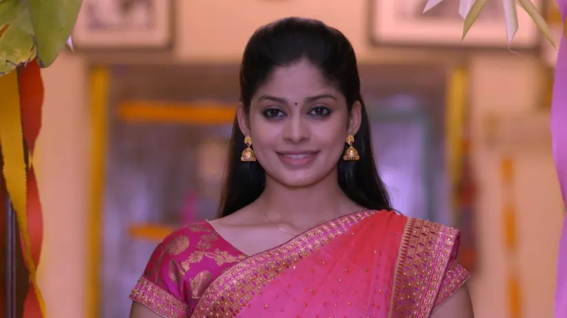 Meera refuses to attend the function - Neethane Enthan Ponvasantham