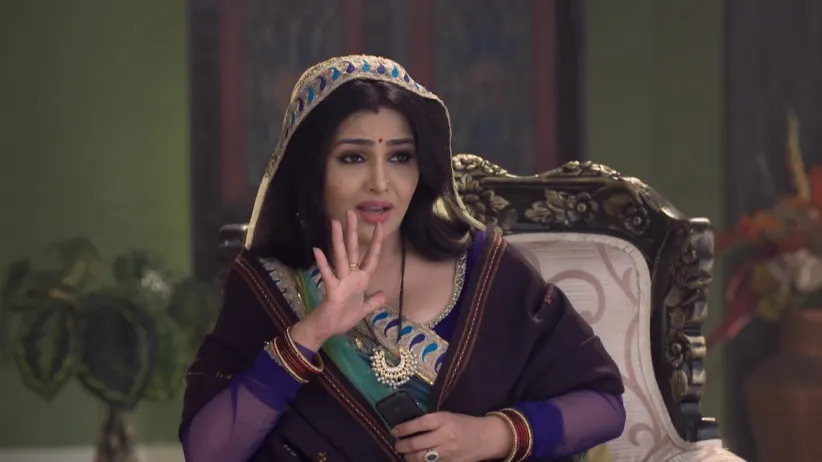 Teeka pleads Tiwari and Vibhuti - Bhabi Ji Ghar Par Hai