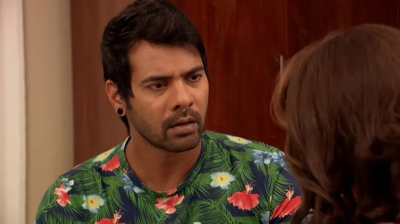 Pragya gets anxious due to Sarla's disappearance - Kumkum Bhagya