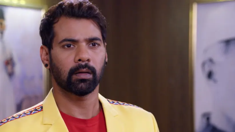 Nishant Lies to Abhi - Iniya Iru Malargal