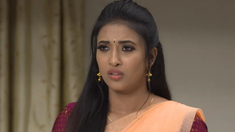 Akshaya saves Vasundhara - Gokulathil Seethai