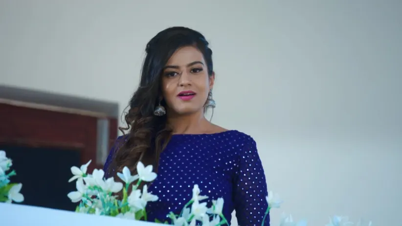 Shivani confesses her love - Naagini 2