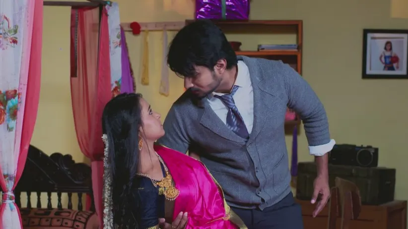 Vedanth questions his feelings for Amulya - Gattimela