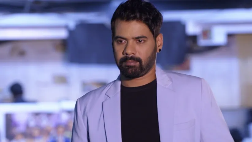 Abhi and Pragya Argue - Iniya Iru Malargal