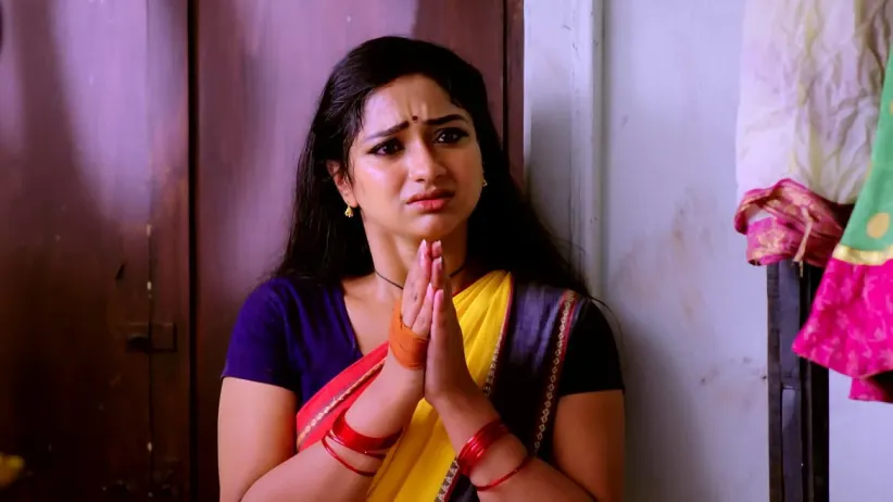 Suman helps Trikaali go to Subhadra's wedding - Trikaali S2