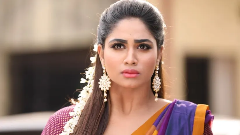 Sanjeev is humiliated - Rettai Roja