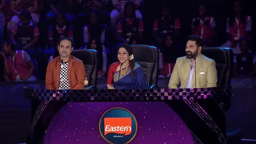 Swetha's bloackbuster performance - SAREGAMAPA KERALAM