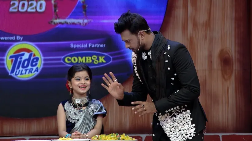 Divyansha's impressive chocolate making skills - Rajo Queen 2020