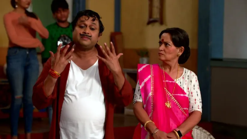 Happu’s actions anger Rajesh - Happu Ki Ultan Paltan