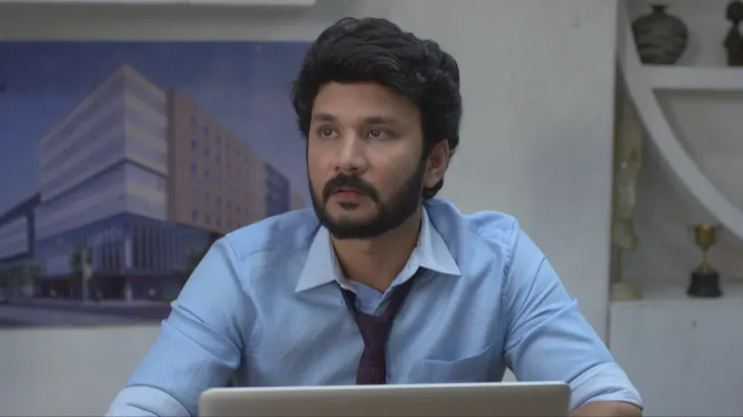 Prabhu Pays for Divya’s Shopping - Sathya