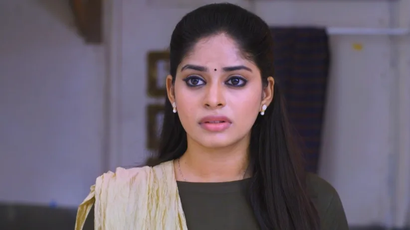 Meera learns the truth - Neethane Enthan Ponvasantham