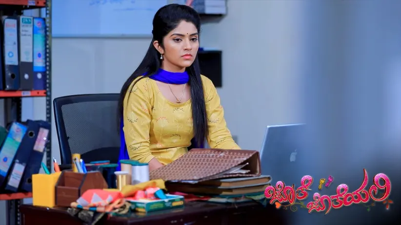 Poorna argues with Raghupati - Jothe Jotheyali