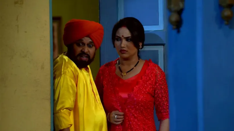 Rajesh learns about Happu’s disguise - Happu Ki Ultan Paltan