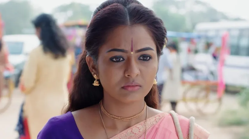 Vasantha wishes for Nakshatra to marry Akhil - Krishna Tulasi