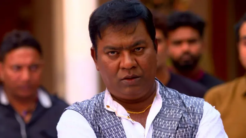 Rajan pretends to commit suicide - Kaay Ghadla Tya Ratri