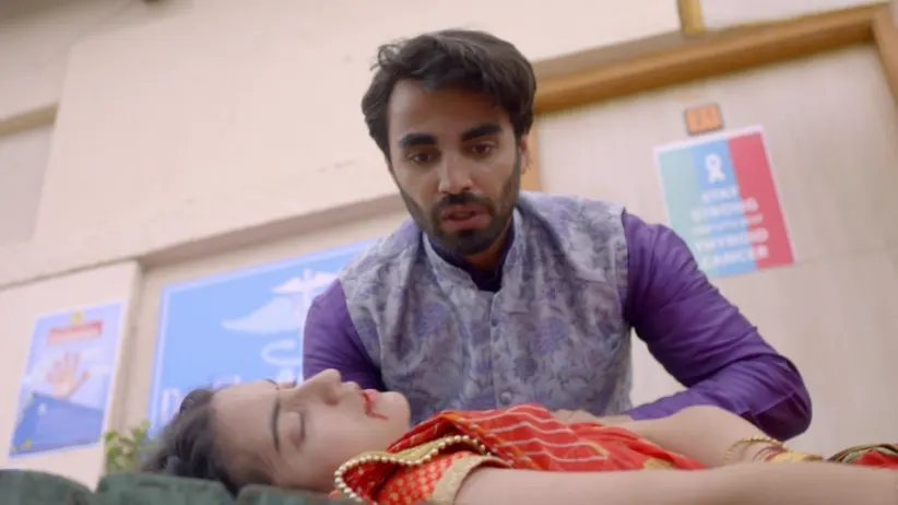 Neel tries to save Chahat's life - Qurbaan Hua