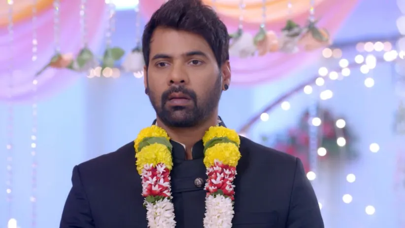 Tanu Plans to Kill Pragya - Iniya Iru Malargal