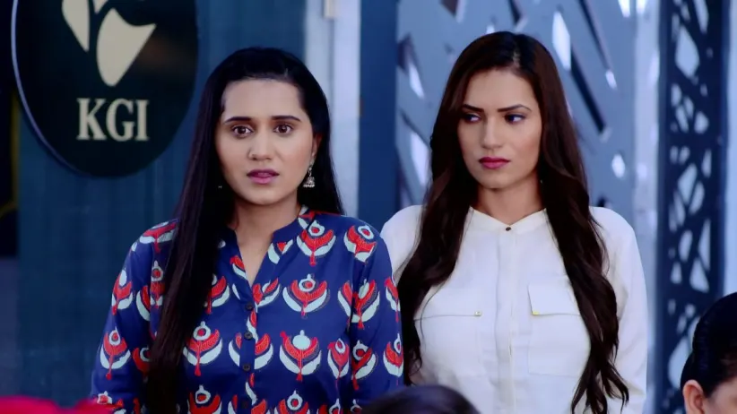 Naina Helps her Father