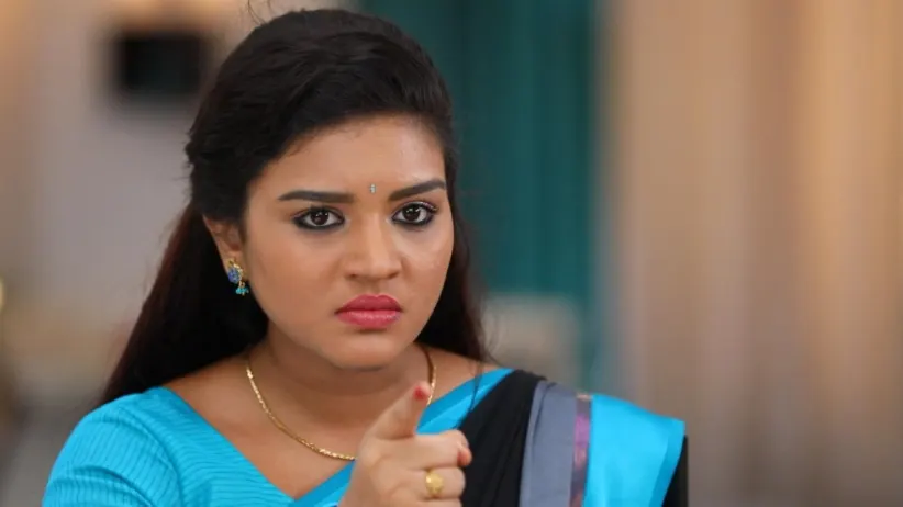 Parvathy warns Vanaja and Mithra - Sembaruthi
