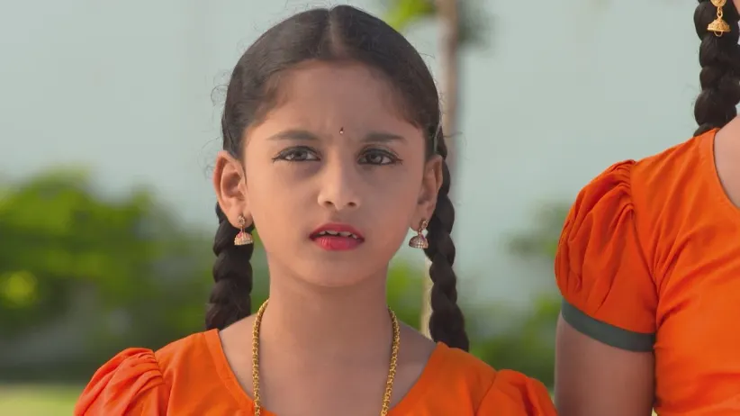 Arjun bumps into Vasundhara