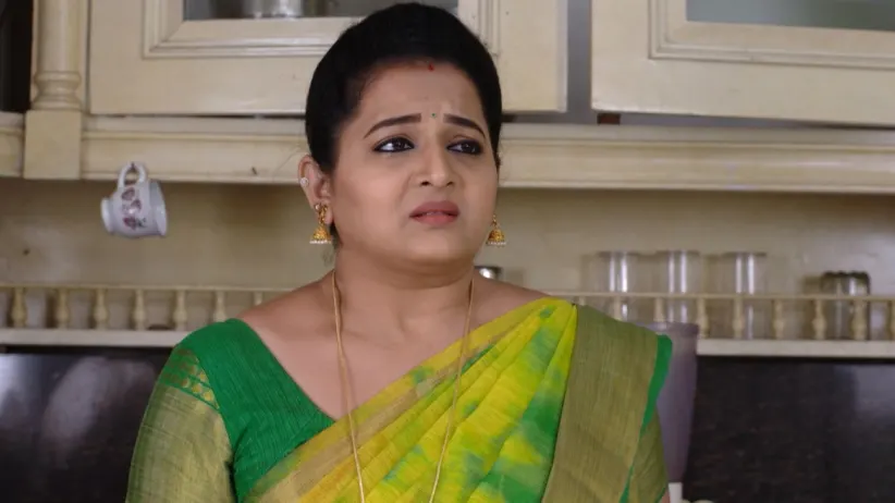 Geetha slaps Gundamma - Gundamma Katha