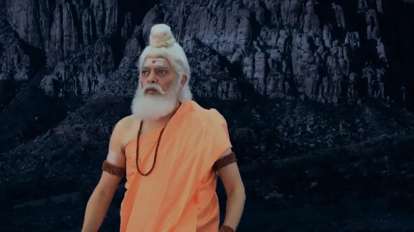 Lokenath's intense meditation - Joy Baba Lokenath