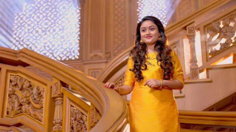 Deva questions Sarath - Karthika Deepam