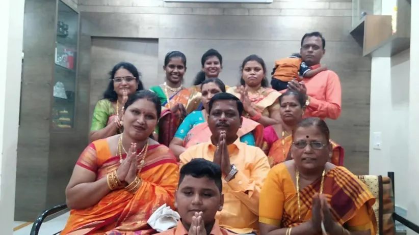 Chat with Somavar family - Home Minister Gharchya Ghari