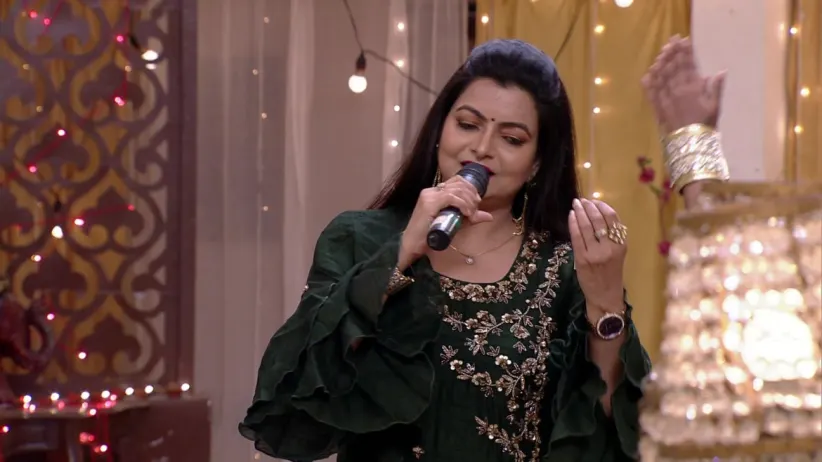 Songs and performances that enthrall everyone - Ganga Diwali Carnival