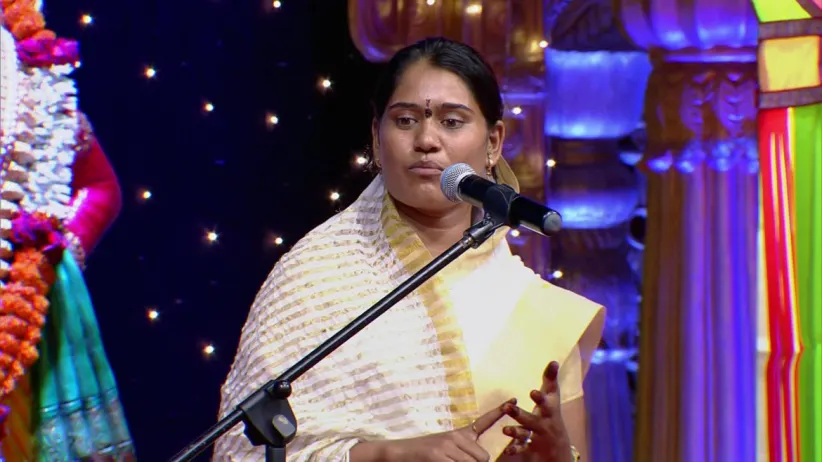 Pallavi Tai Daund's melodious kirtan - Man Mandira