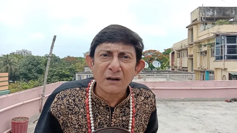 Raja talks about astrology - Non Stop Abol Tabol
