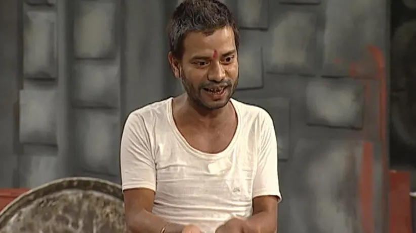 Bobby punishes Chakra and Pokhra - Mr Nonsense S3