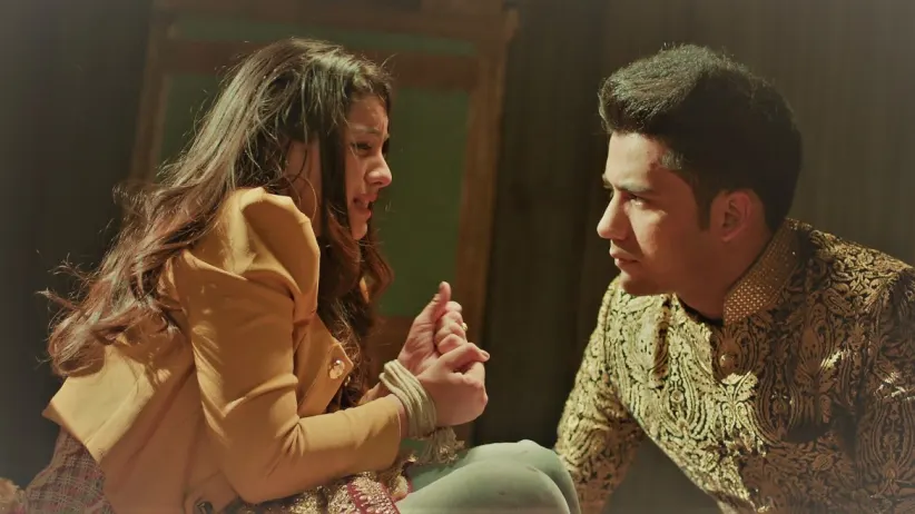 Javed Holds Zara Captive in a Factory - Ishq Subhan Allah
