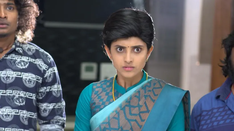 Prabhu Asks Sathya to Apologise - Sathya