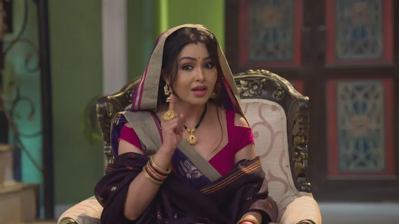 Angoori scolds Tiwari for his carelessness - Bhabi Ji Ghar Par Hai