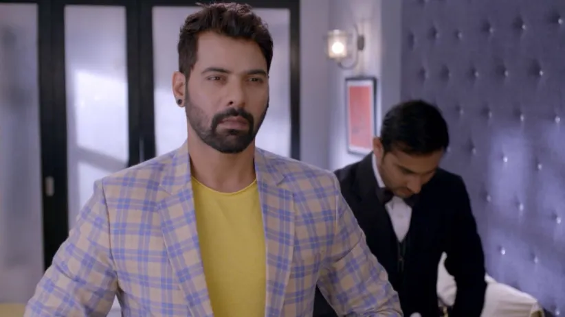 Abhi and Pragya Seperate - Iniya Iru Malargal