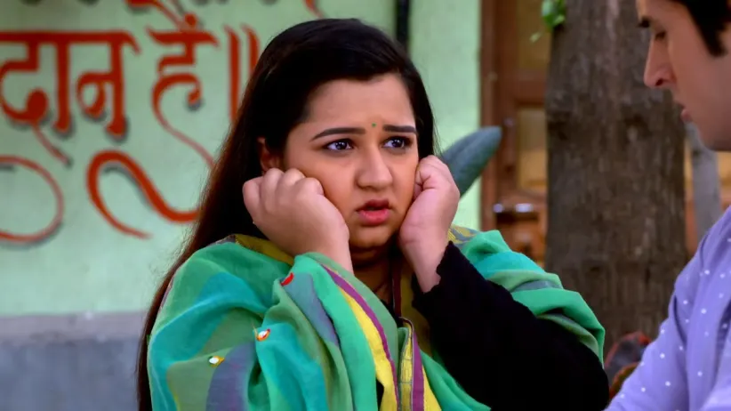 Omkar gives Sweetu her full salary - Yeu Kashi Tashi Me Nandayla