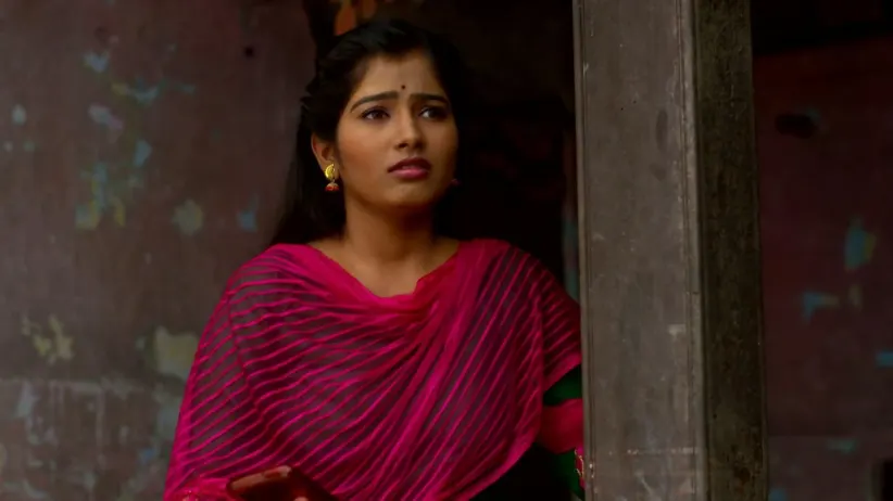 Mayra calls Ajit Kumar her father - Devmanus