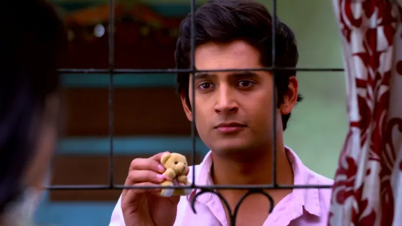 Sweetu tells Omkar that she won't be returning - Yeu Kashi Tashi Me Nandayla