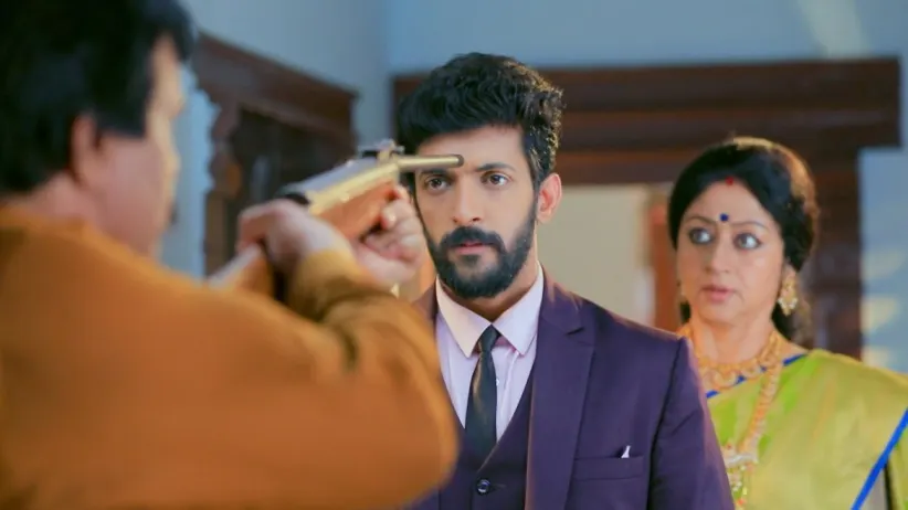 Veeraya Deva Learns the Identity of Akhila's Sons - Paaru