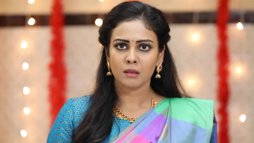 Sita compels Abhirami to marry Sanjeev - Rettai Roja