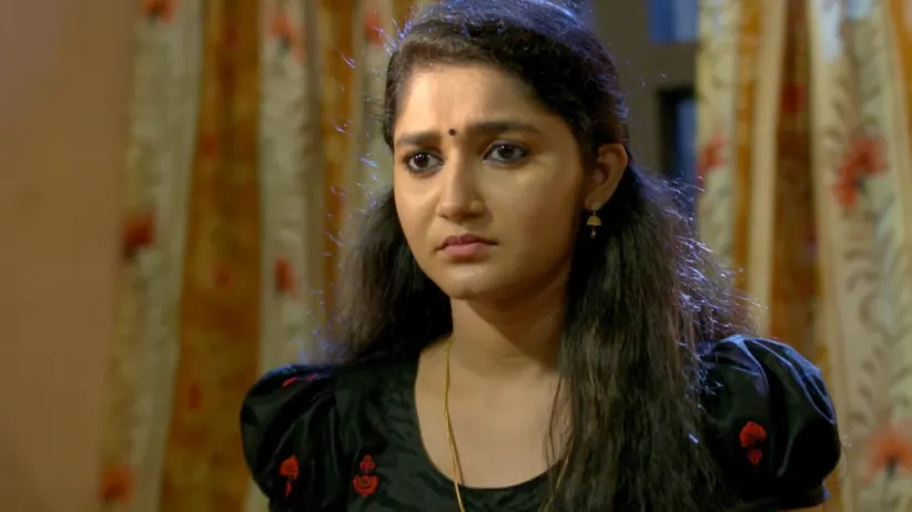 Sreelakshmi has a nightmare - Neeyum Njanum