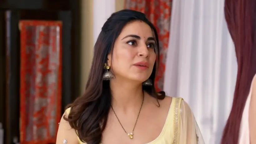 Preeta tries to get in touch with Karan - Kundali Bhagya