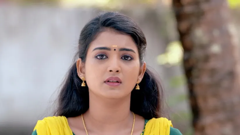 Malathi is stunned - Karthika Deepam