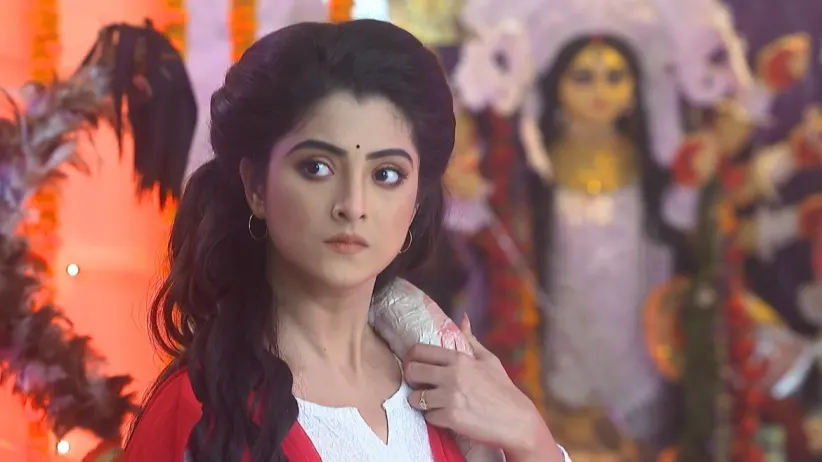 Arya insults Jamuna - Jamuna Dhaki