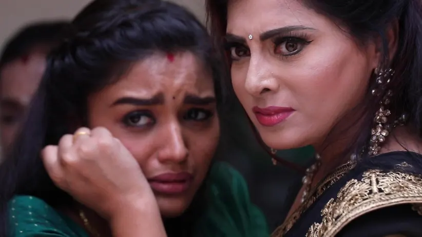 Akhila condemns Divakar - Sembaruthi