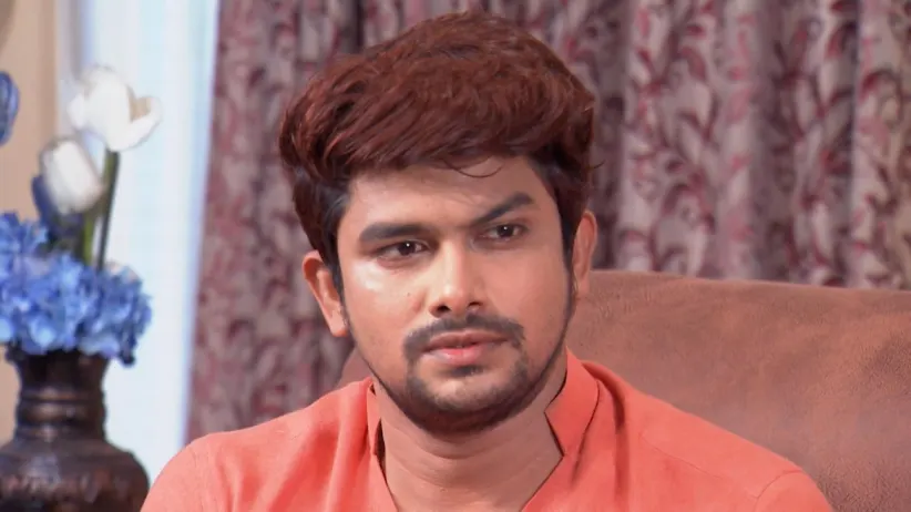 Jai asks Abhi to enter the house - Kalyana Vaibhogam