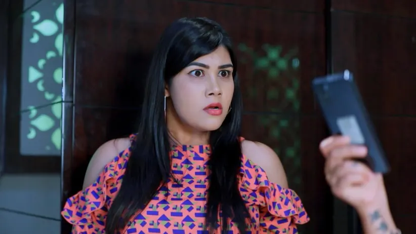 Kamali calls and talks to Annapurna
