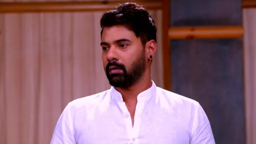 Abhi Expresses His Desire to Pragya - Iniya Iru Malargal